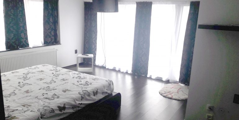 Apartament in vila zona Geamana