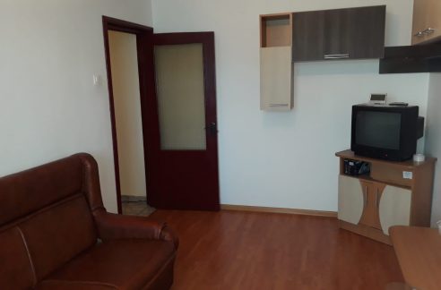 apartament 2 camere oituz de inchiriat in pitesti